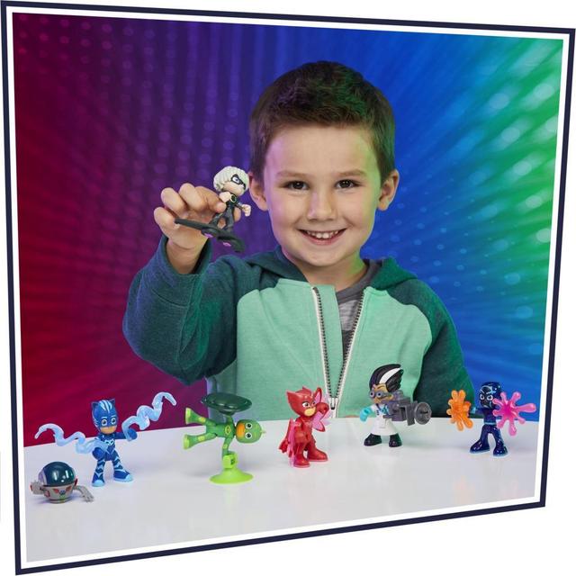 PJ Masks Hero and Villain Figure Set Preschool Toy, 7 Action Figures with 10 Accessories, Ages 3 and Up